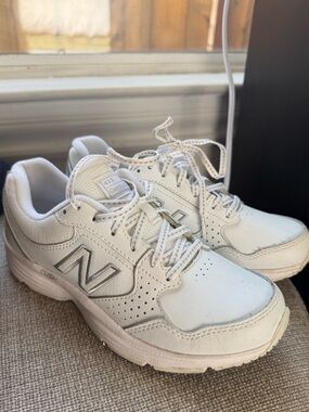 New Balance White and Silver Women's Comfort Sneakers